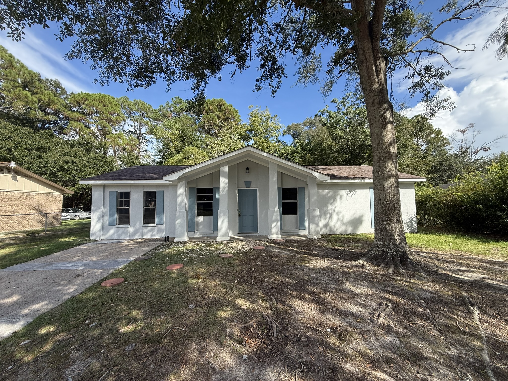 2634 Ridgeway Drive